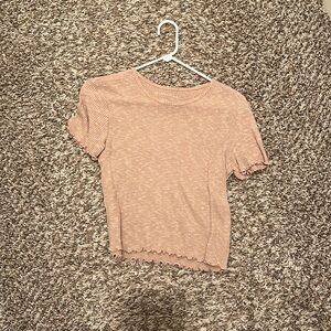 American Eagle pink shirt